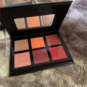 Exposed 2 Blush Palette - Black and Red